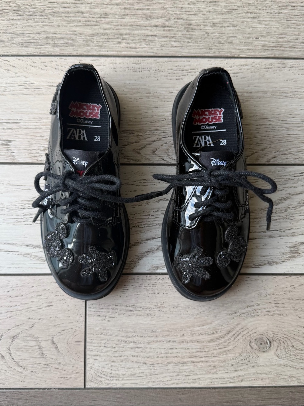 Zara Girls Black Patent Lace-Up Shoes with Glitter Mickey Details size 11